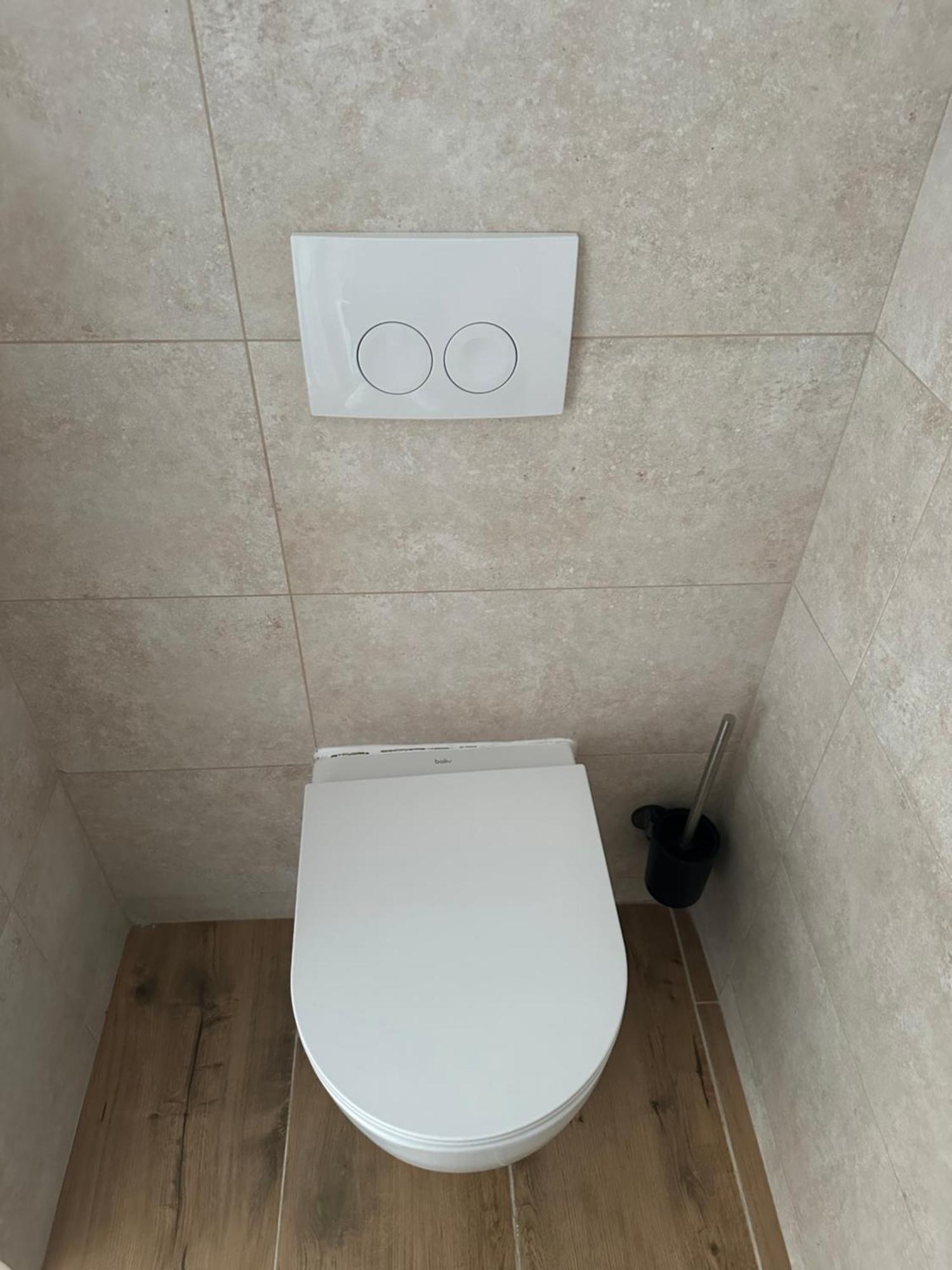 Cheap Outlet Center Apartment With Pool パルンドルフ エクステリア 写真