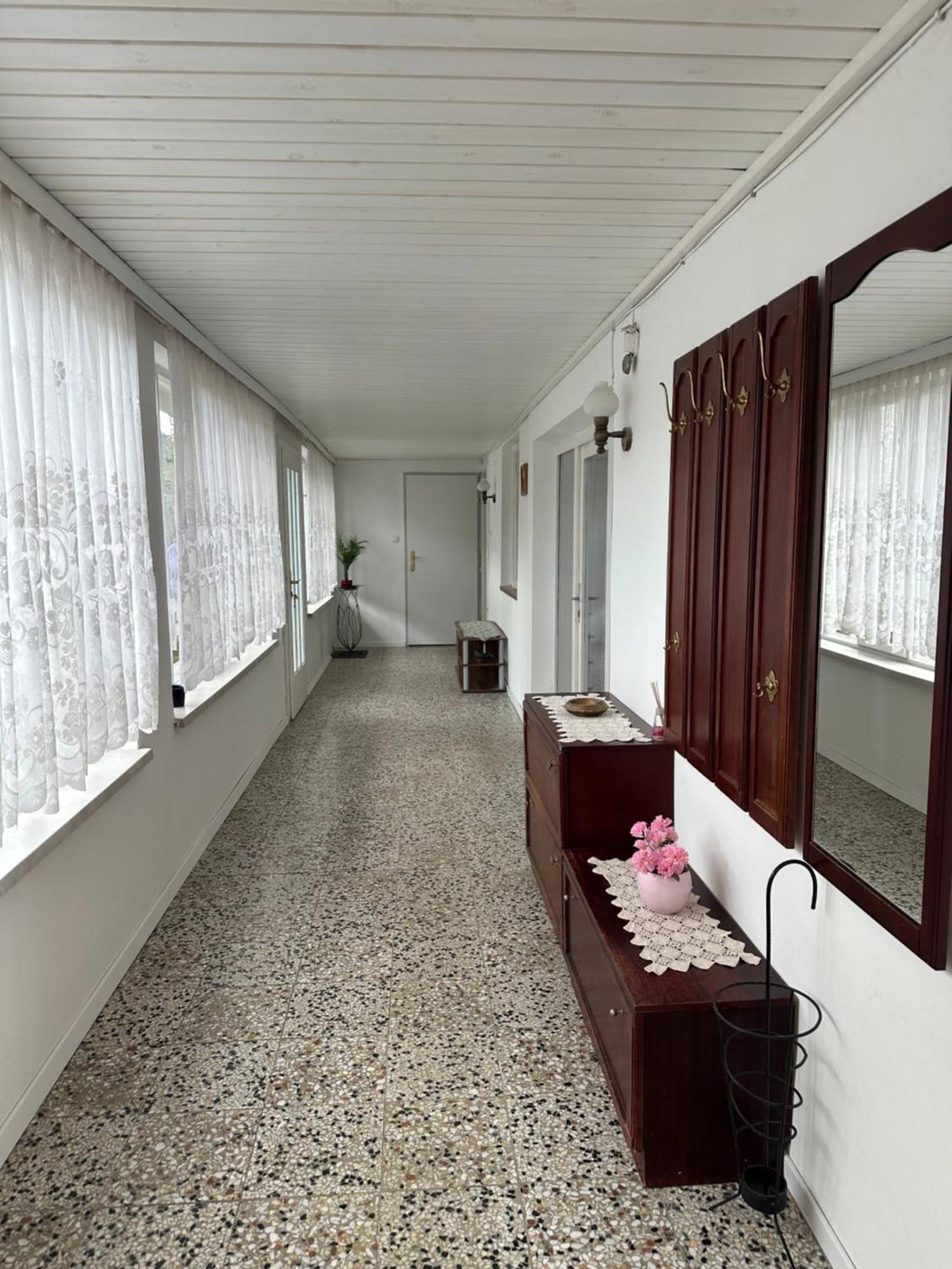 Cheap Outlet Center Apartment With Pool パルンドルフ エクステリア 写真